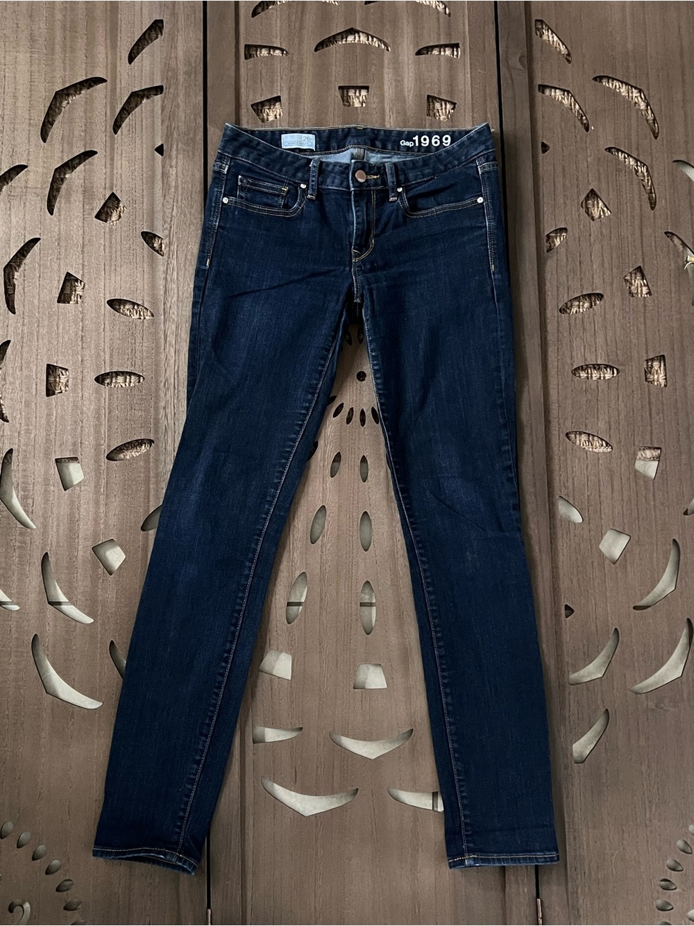Gap 1969 Women’s Dark Blue Skinny Jeans